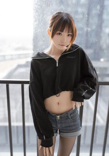 嫩草成人影院