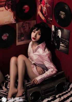 隔壁的女邻居中文字幕