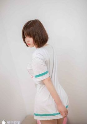 穿透屋顶的high kick