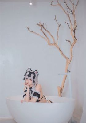 既当女儿又当老婆